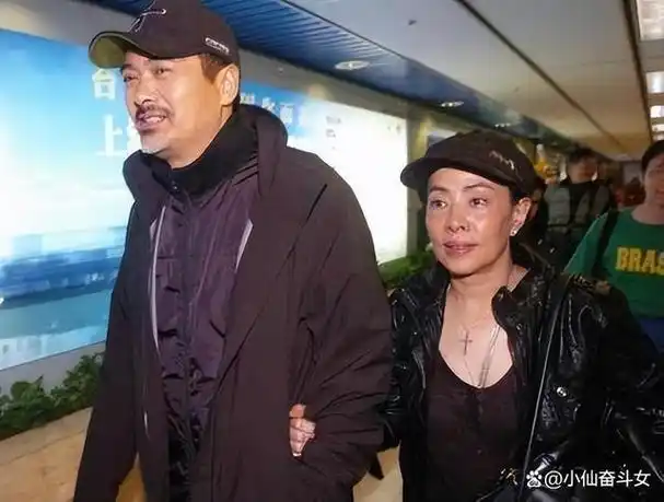 "赌神"周润发中风深度昏迷 每天跑两小时 没能让他逃脱男神迟暮