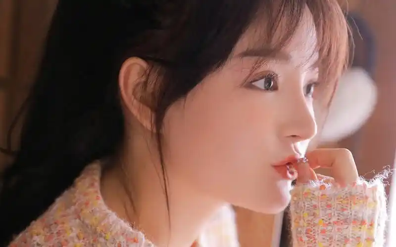 长腿美女电脑桌面壁纸图片