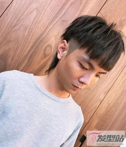 男生齐刘海两边掏空暖男电力流窜中小姐姐最爱