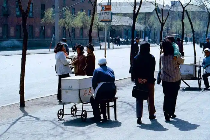 老照片:生活在80年代的沈阳