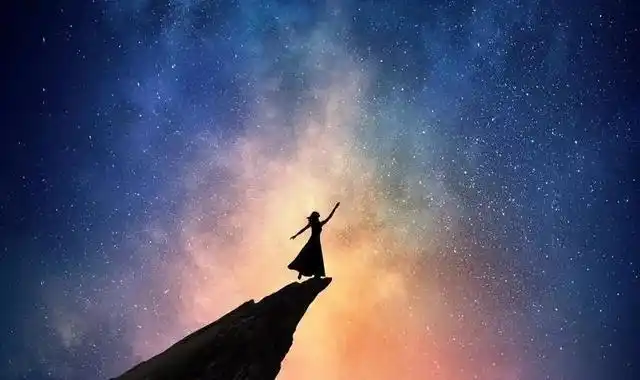 生活将会更精彩,人生不易,且行且珍惜,点赞加关注,共同走进更高的境界