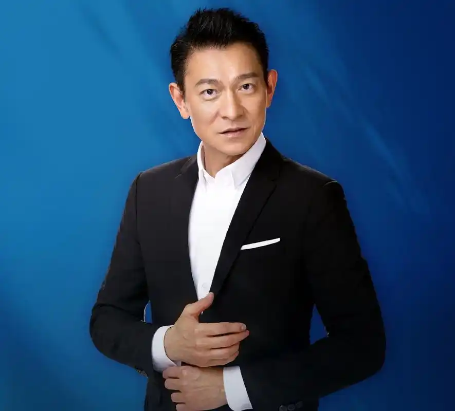 南平问:请问和藏格矿业的麻米措以白辖鹂笠档陌⒗