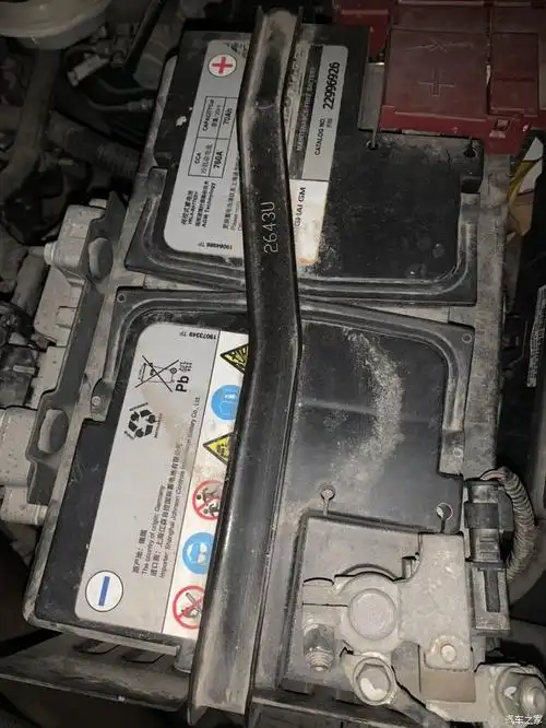 感觉电瓶已经差不多要换了有人知道价格吗