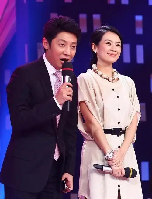 章子怡|名与利,救不了"走下神坛"的章子怡 _汪峰|豪门|刘烨|当红女星