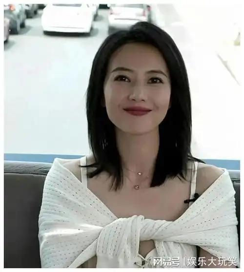 高圆圆44岁真的不科学容颜犹如少女何时才会老去