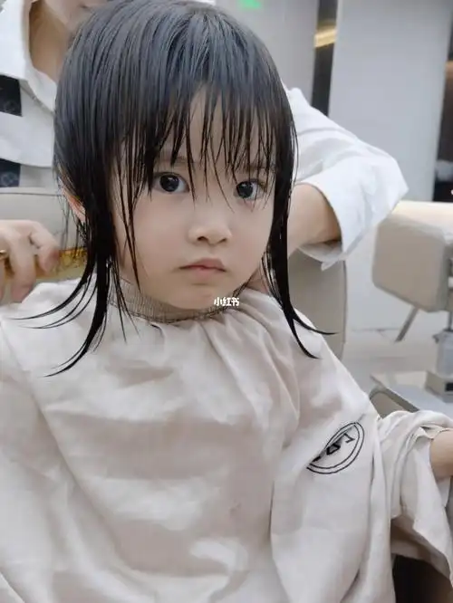 女鹅和长发说拜拜过个清清爽爽的夏日～#宝宝发型分享  #宝宝上幼儿园