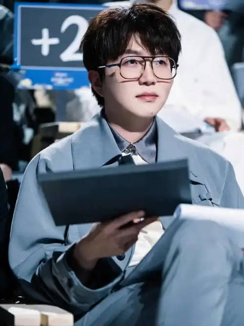 毛不易温柔治愈男神圆脸ta喜欢的