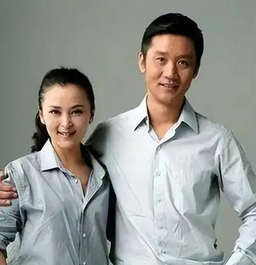 回顾演员黄志忠离婚那天忍不住痛哭儿子一句话刺痛他的内心