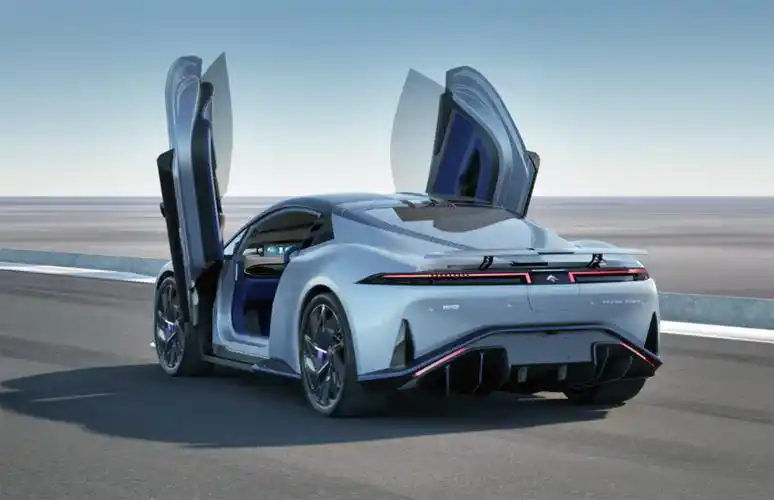 蔚来汽车李斌确认新车型全新行政级轿车et9即将亮相