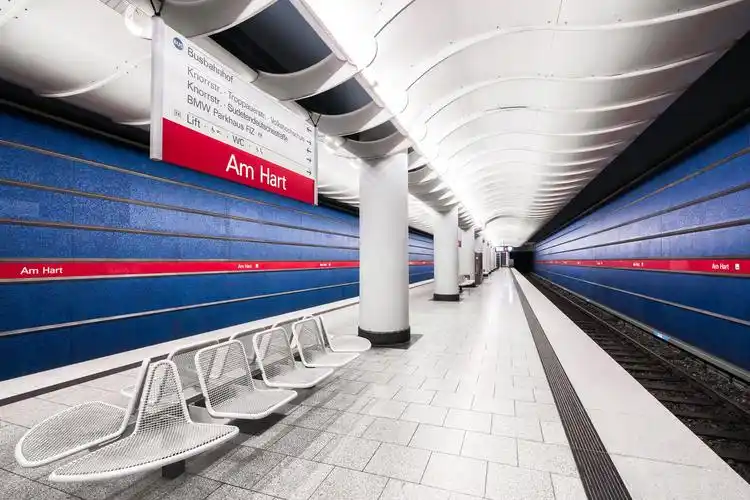 色彩丰富的欧洲地铁站 - 堆糖,美图壁纸兴趣社区