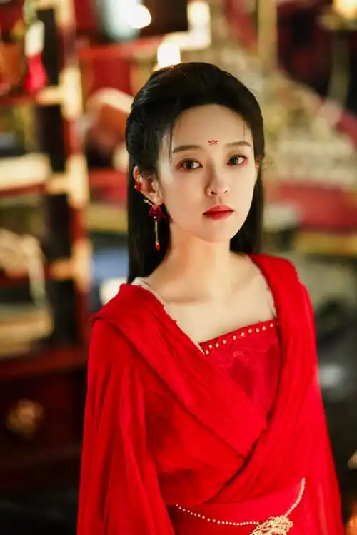 古装红衣美女惊鸿一瞥最后一位刘泳希的美让人眼前一亮