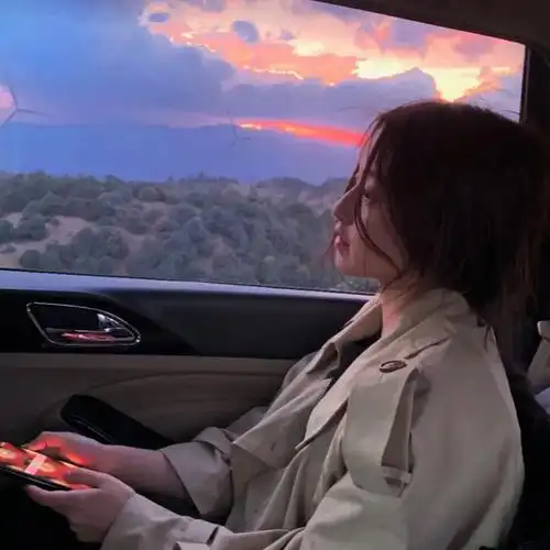 135张性冷淡风又有点a的女生头像 - 知乎