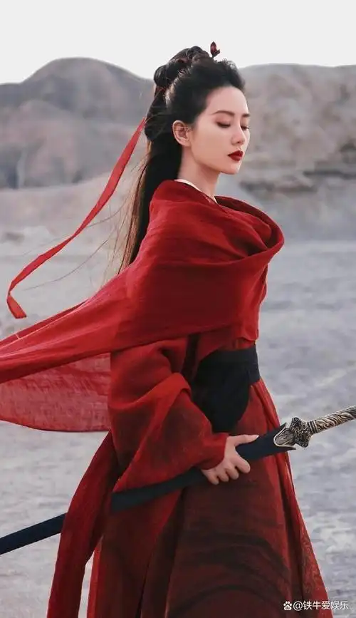 红衣侠女任如意飒爽来袭,盘点那些年惊艳我们的红装刘诗诗!