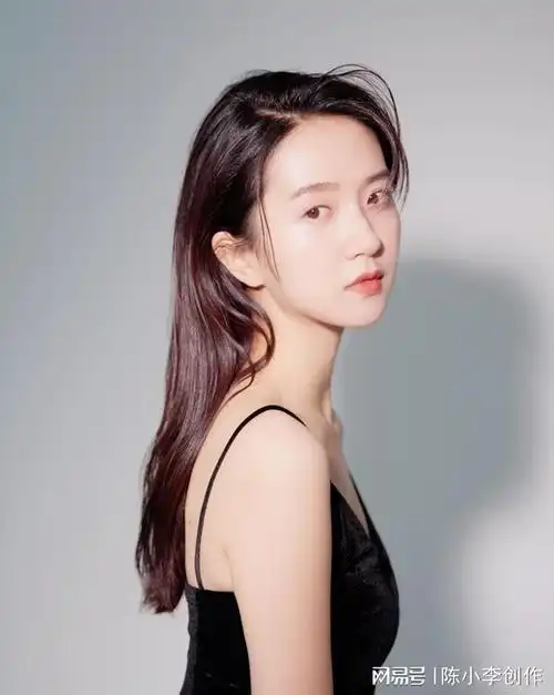 清新女神许龄月写真清纯靓丽优雅性感长发飘飘仙女范