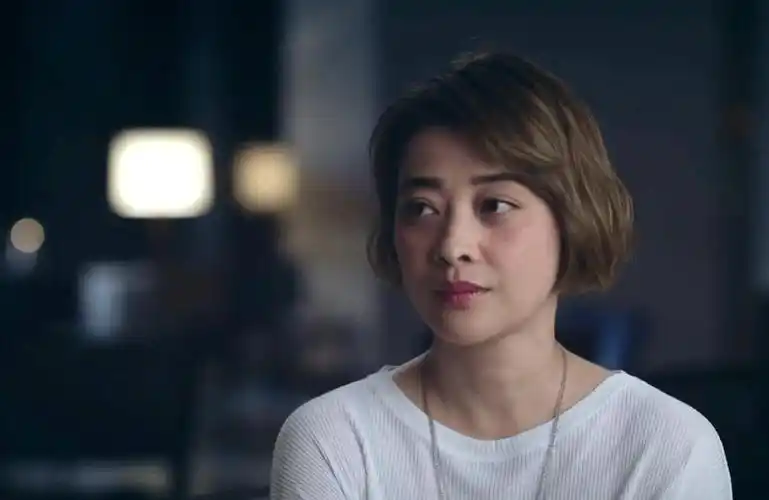 梅婷戏中解衣露乳面对黄渤争议大