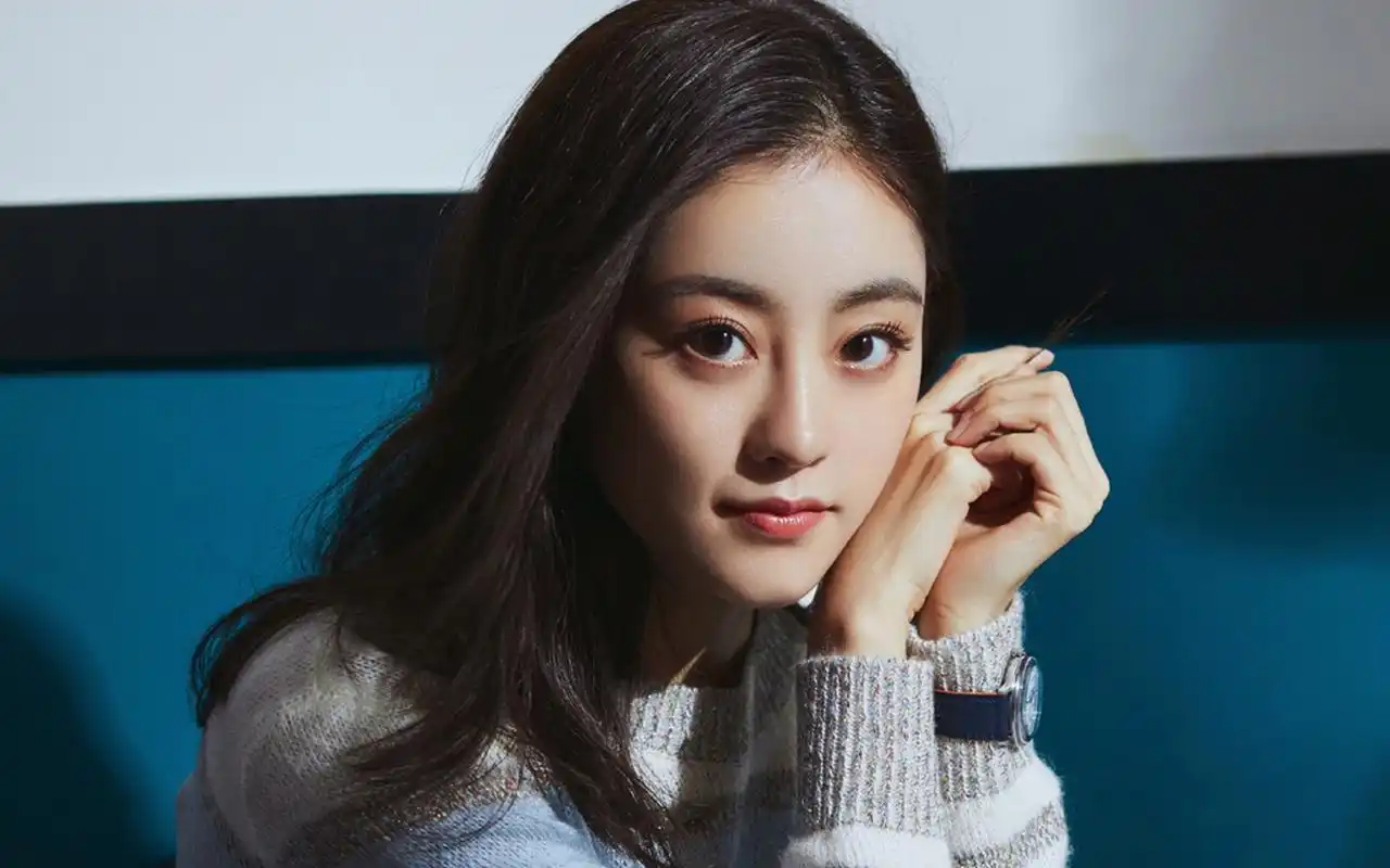 祝绪丹时尚写真图片桌面壁纸