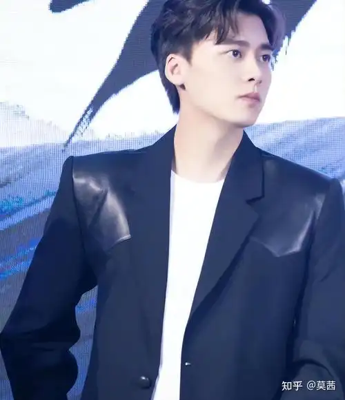 今天才知道,演员"李易峰"被封杀原因,原来是因为"李沁"