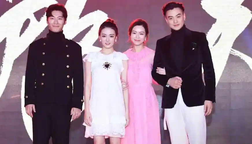 《海上牧云记》周一围哽咽道歉 不满意现在作品