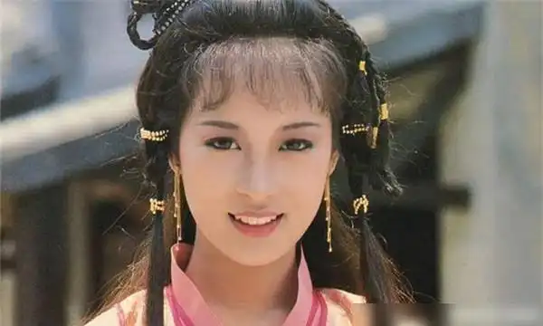 看到后一个说:这颜值,亲爱的|汪明荃|黎美娴|安以轩|金庸|贾静雯_网易