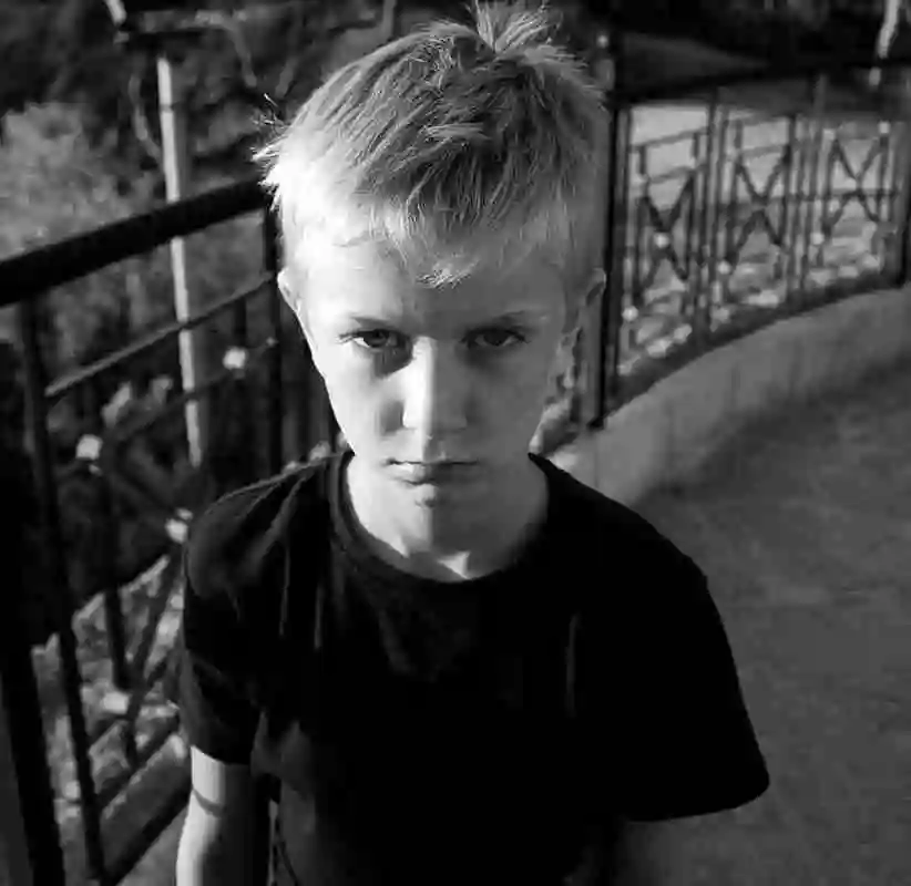 给人最有挑逗感的微信图片头像点击鼠标右键下载