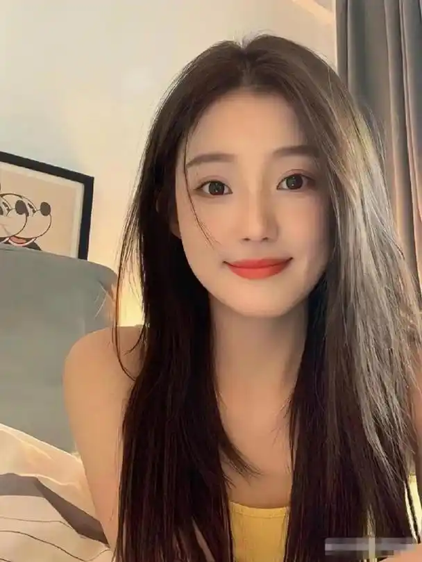 这样漂亮的女孩,现实中不好找啊