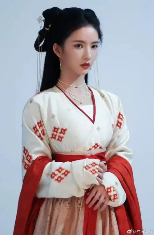 刘些宁 古装神颜