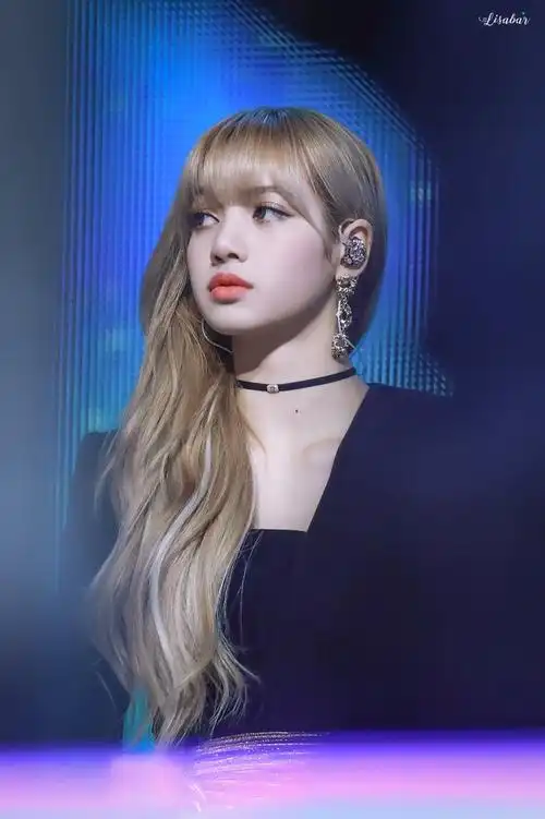 blackpink lisa