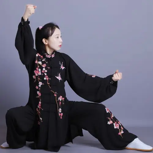 太极服女新款飘逸刺绣梅花高档太极拳比赛服演出服太极服