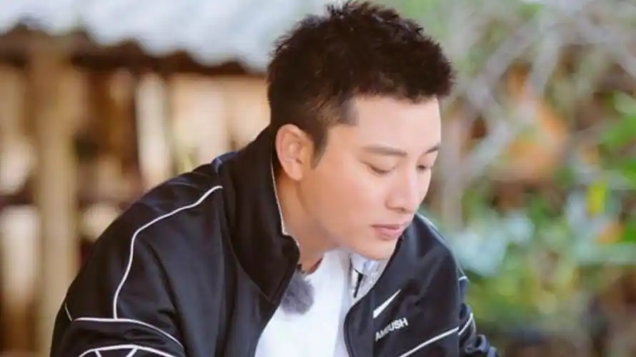 哈哈农夫:贾乃亮曝小时候趣事,原来你是这样的贾乃亮