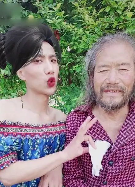 男儿身女儿心一把年纪还如此可爱我该怎么办