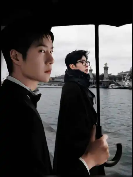 肖战去微博之夜王一博加盟微博之夜微博之夜是听劝的昨天还有网友说