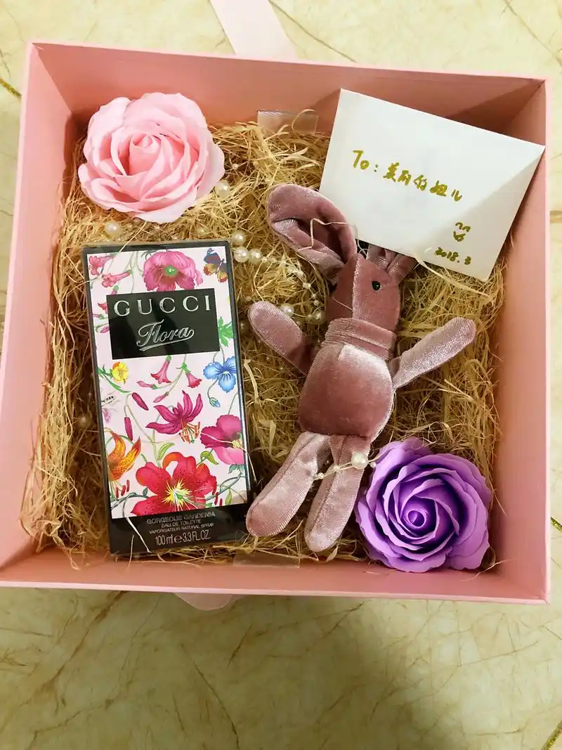 送闺蜜的生日礼物