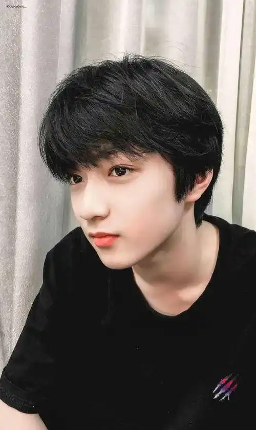 被狼崽拉进18楼,然后出道战被严浩翔圈死的我真的心甘情愿!