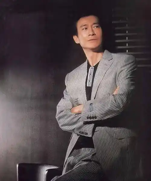 同样是郑少秋的基因,4个女儿如今的境遇,为何差别如此之大?