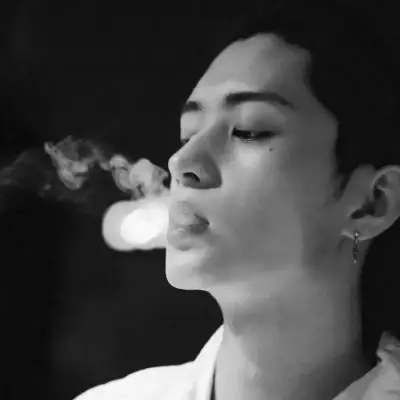 优质玩网男头高冷黑白妹妹聊天不要老是嗯嗯哦哦啊