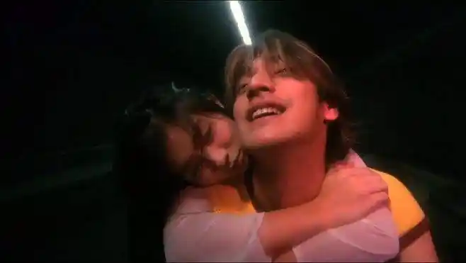 李嘉欣与黎明在《堕落天使》中激情四射