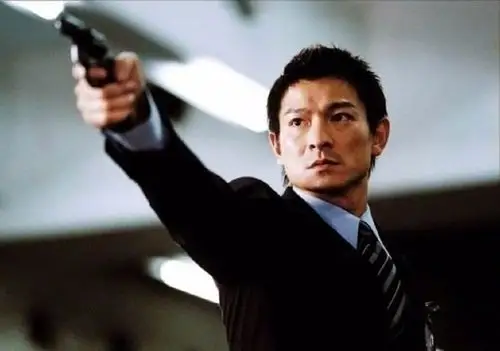 电影中刘德华拿枪瞬间,一个把帅气溶入生命中的男人