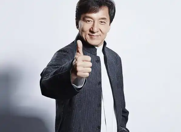 15岁告母入狱19岁结婚20岁婚变成龙女儿不为人知的一面