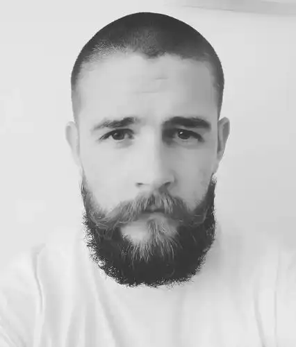 男生发型有一种帅叫寸头痞让你man爆整个夏日