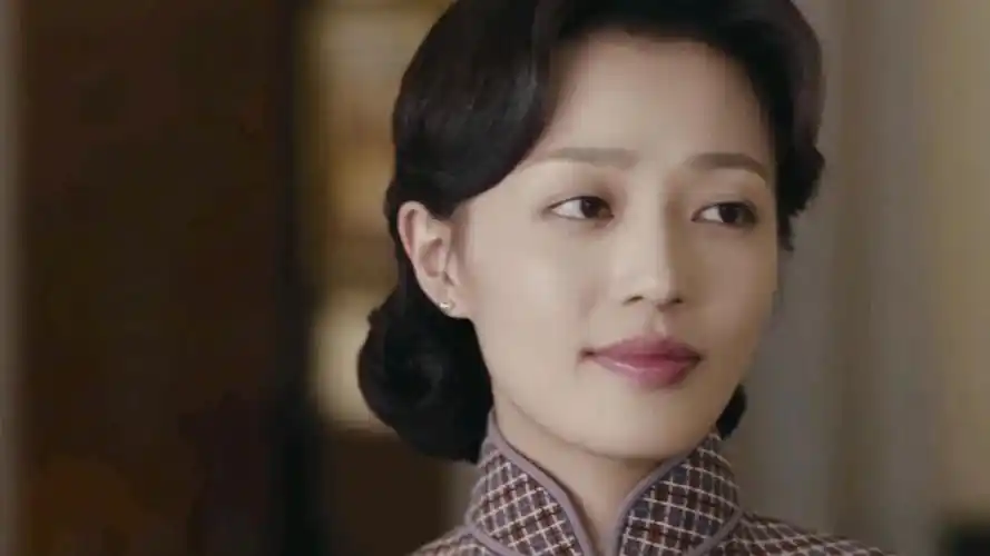 《暗夜与黎明》王秀竹:长得美却不求火,30岁只拼事业不谈恋爱,她很