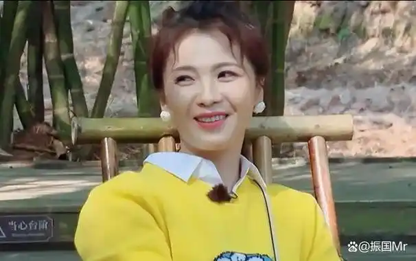 中被刘涛问出,陈建斌的回答"很少联系"让现任妻子蒋勤勤感到不满