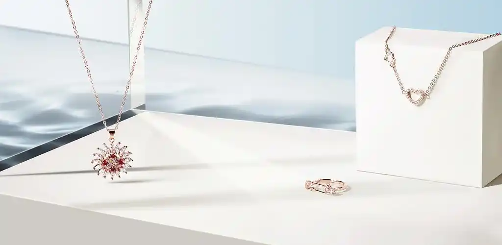 一些饰品广告拍摄精修|平面|其他平面|木之飒 - 原创作品 - 站酷