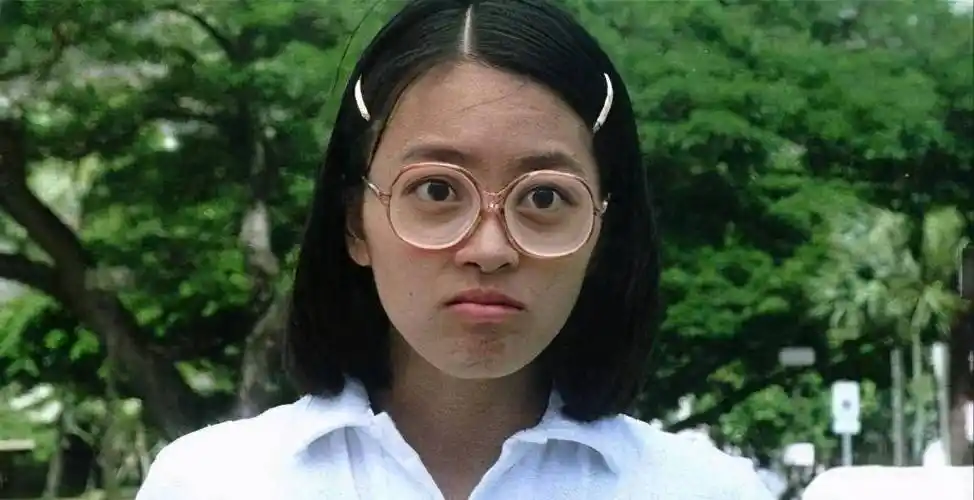 原创那一年周星驰跌入谷底最终向现实低了头找回王晶拍了这部港片