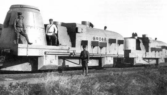 国民党军队手里的装甲列车面对装备优势的日军,没有发挥出很大的作用