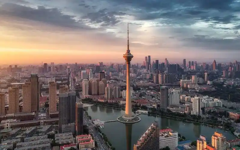 除了天津之眼,天津又一地标之"空中阁楼",415.2米高度看城市