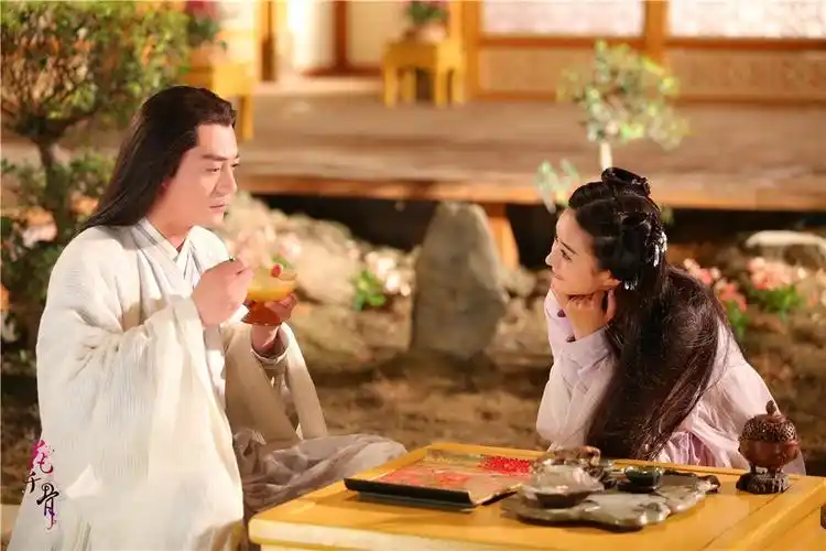 花千骨画骨夫妇终相见桃花羹掀刷屏热