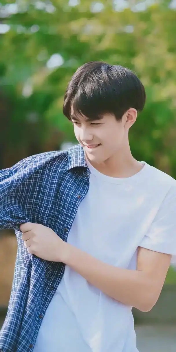 明星系列壁纸~宋威龙