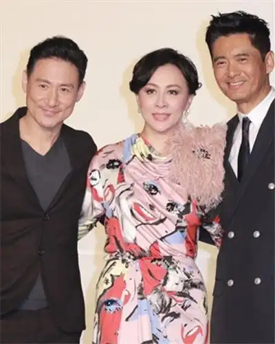 【图】张学友周润发25后在同框演戏 歌神为发哥献唱主题曲