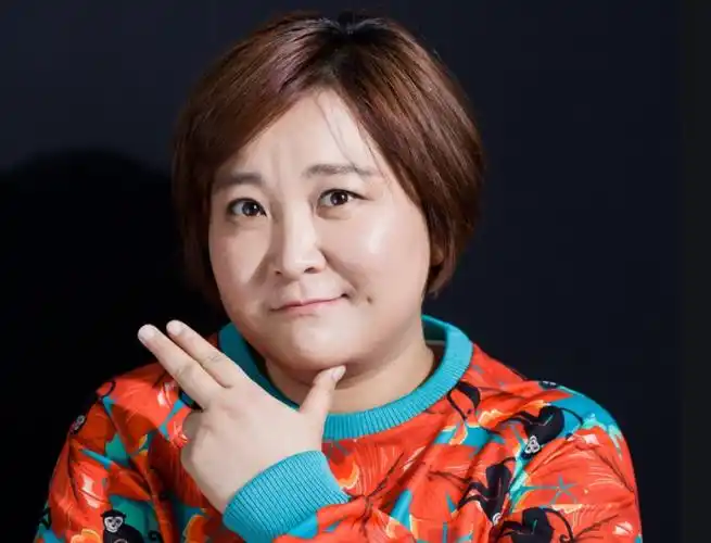 没想到贾玲瘦了之后居然这么好看, 网友: 她不适合减肥