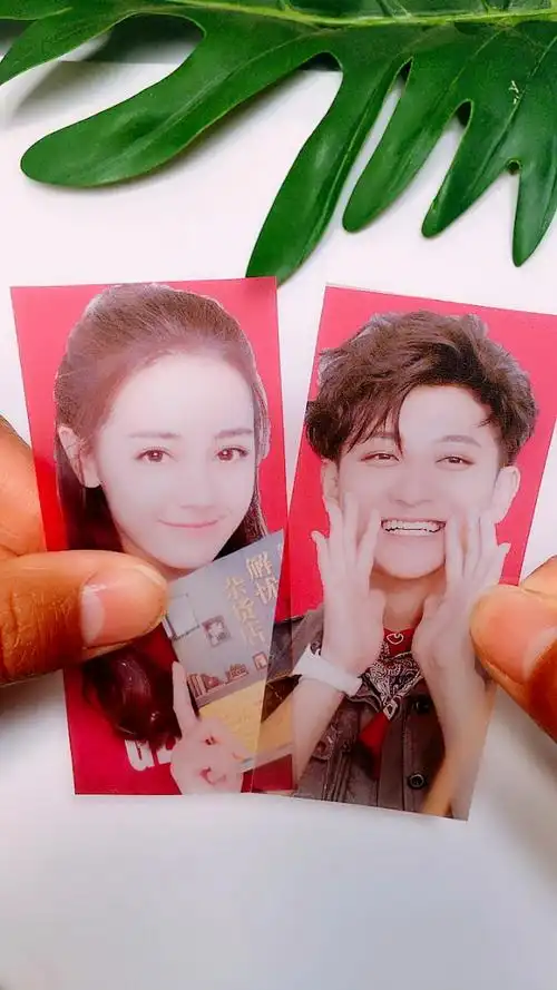 迪丽热巴,黄子韬的照片合起来以后,看看有没有夫妻相